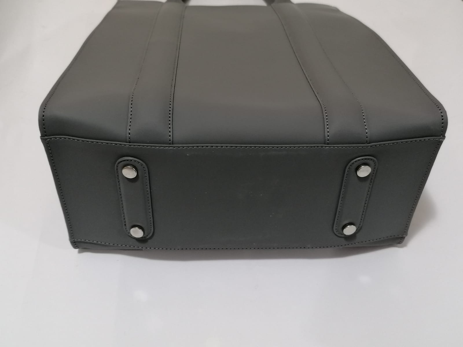 Сива матова чанта от кожа Richard Mille - Image 3