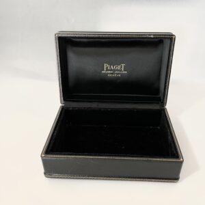 Винтидж черна кутия за часовник Piaget от 1970-те