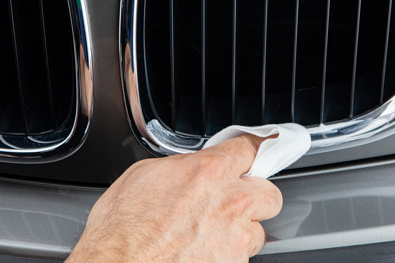 QUIXX Комплект за ремонт на джанти ЧЕРЕН Течен пълнител за алуминий + шкурка за боя, Комплект за възстановяване на метал, ref. 10287 (BLACK) - Image 7