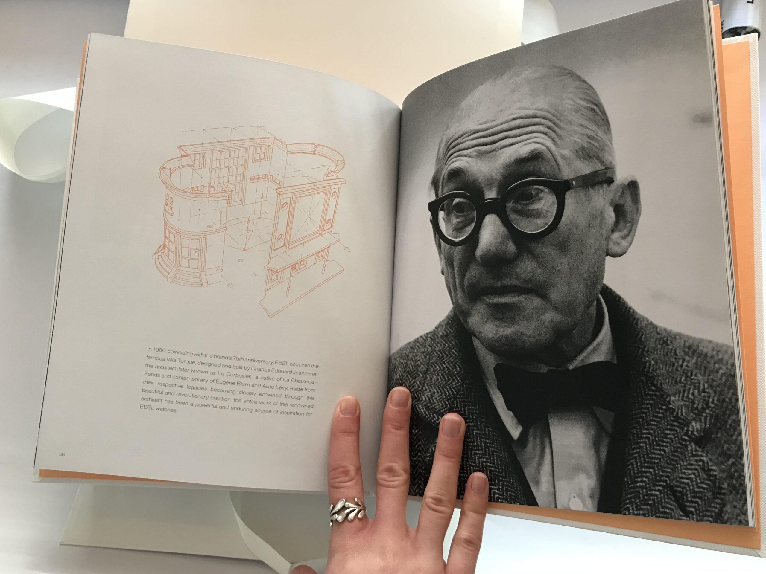 Пепелник от порцелан с кутия и история на Ebel - Image 7