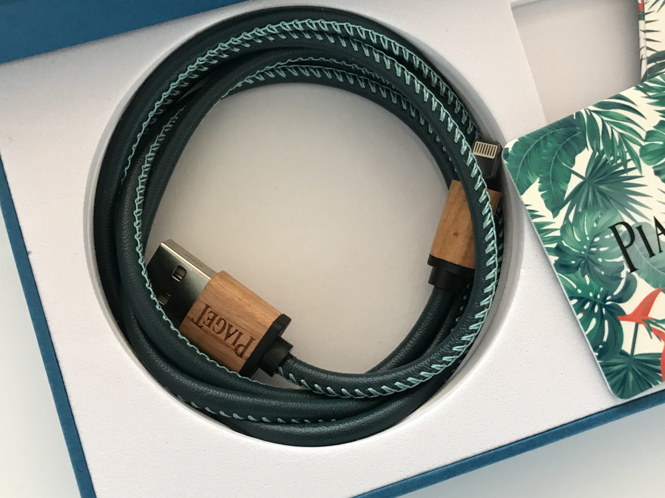 USB зарядно за iPhone Piaget с оригинална кутия - Image 2