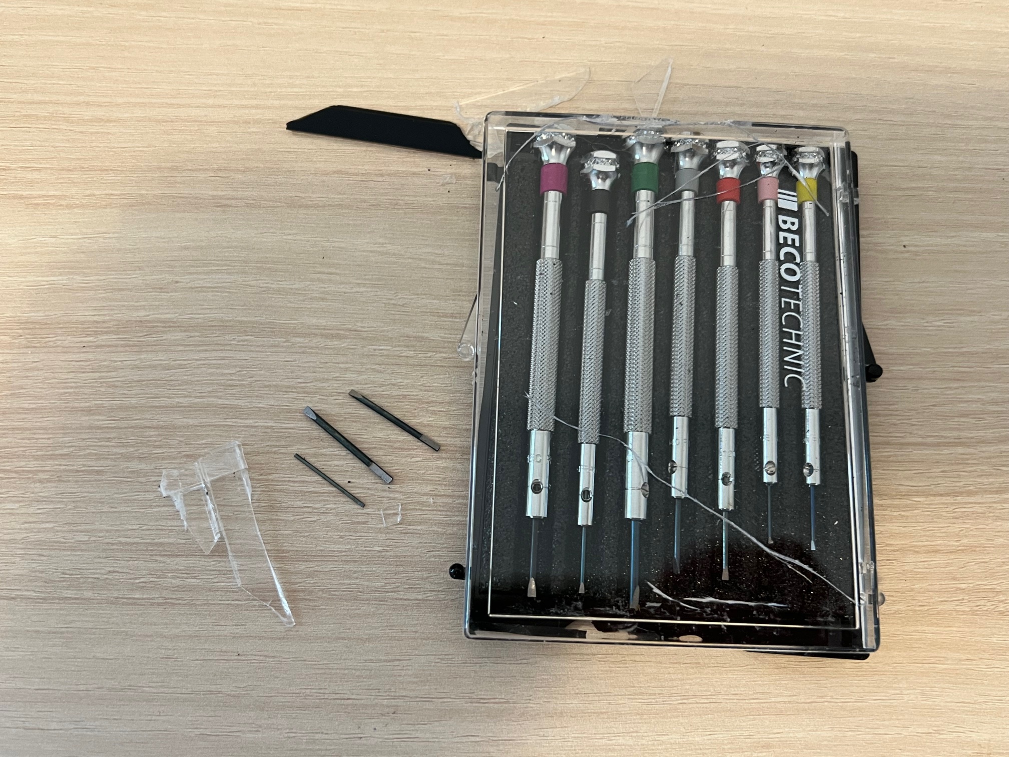 Нарушена опаковка - Комплект от 7 отвертки Beco Technic с резервни остриета в пластмасова кутия - ВИЖТЕ СНИМКИТЕ - Image 13