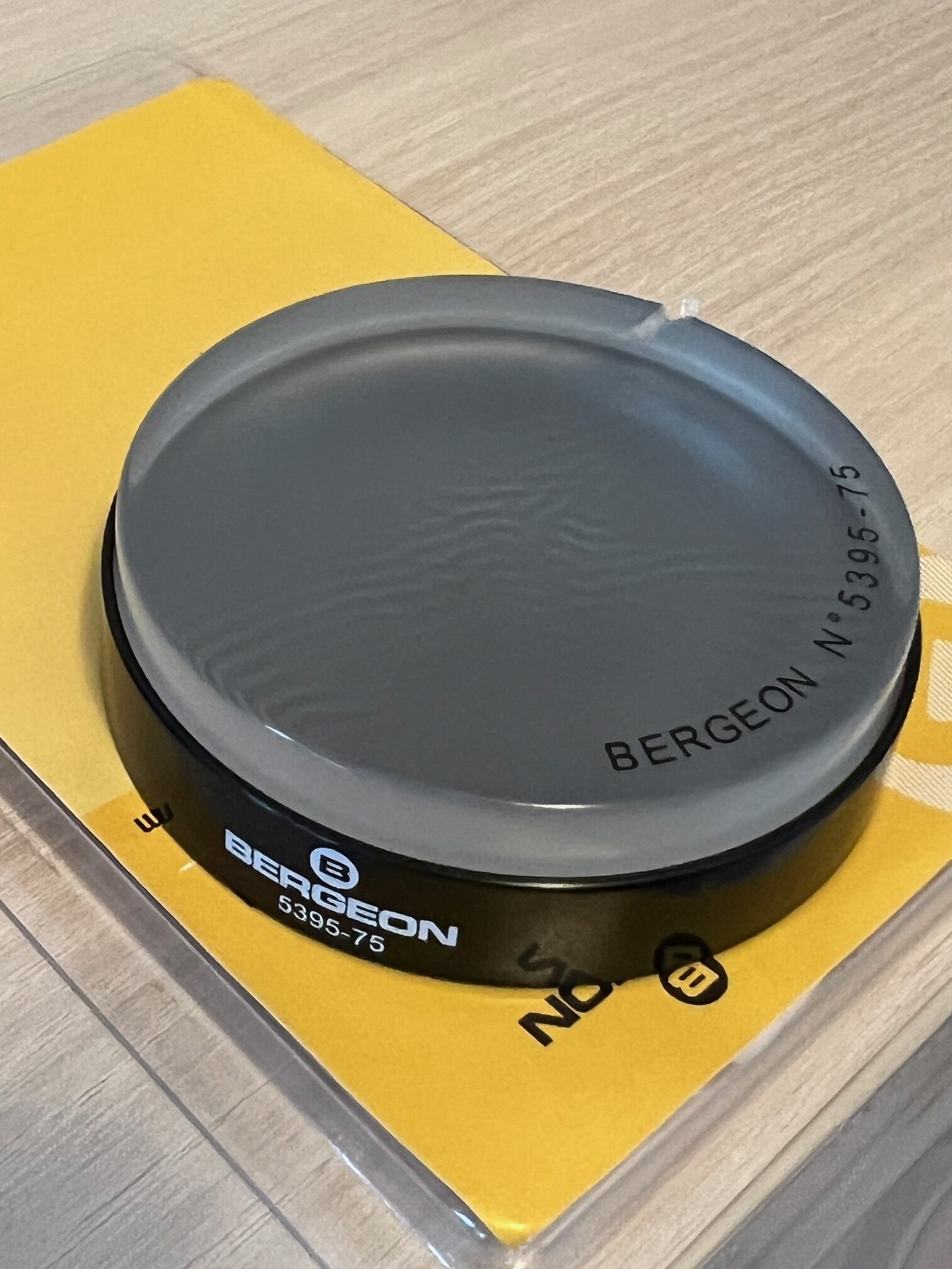 МАЛКА ЗАБЕЛЕЖКА: Мека гелова подложка за часовници Bergeon 5395-75 - Прозрачна 75 мм, ВИЖТЕ СНИМКИТЕ - Image 3