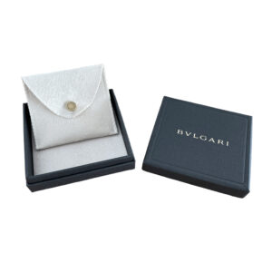 Картонена кутия Bvlgari с пликчета за сребърни бижута